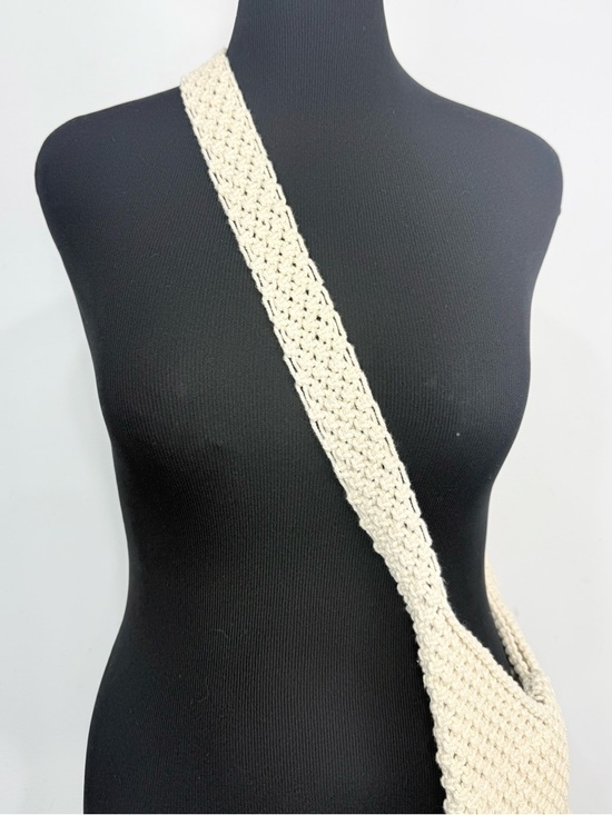 Boutique Cream Crochet Retro Vibes Boho Festival Lined Crossbody Bag - Picture 7 of 15